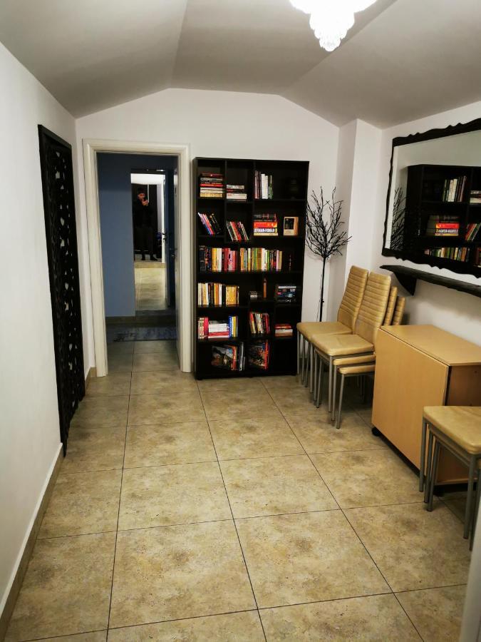 Casa Flandria Hotel Синая Екстериор снимка