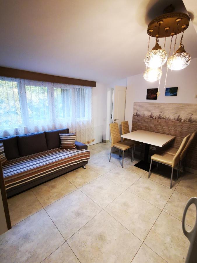 Casa Flandria Hotel Синая Екстериор снимка