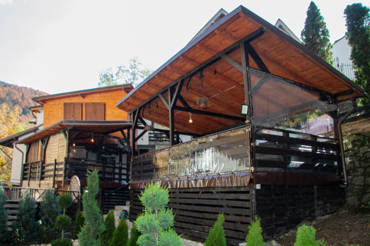 Casa Flandria Hotel Синая Екстериор снимка