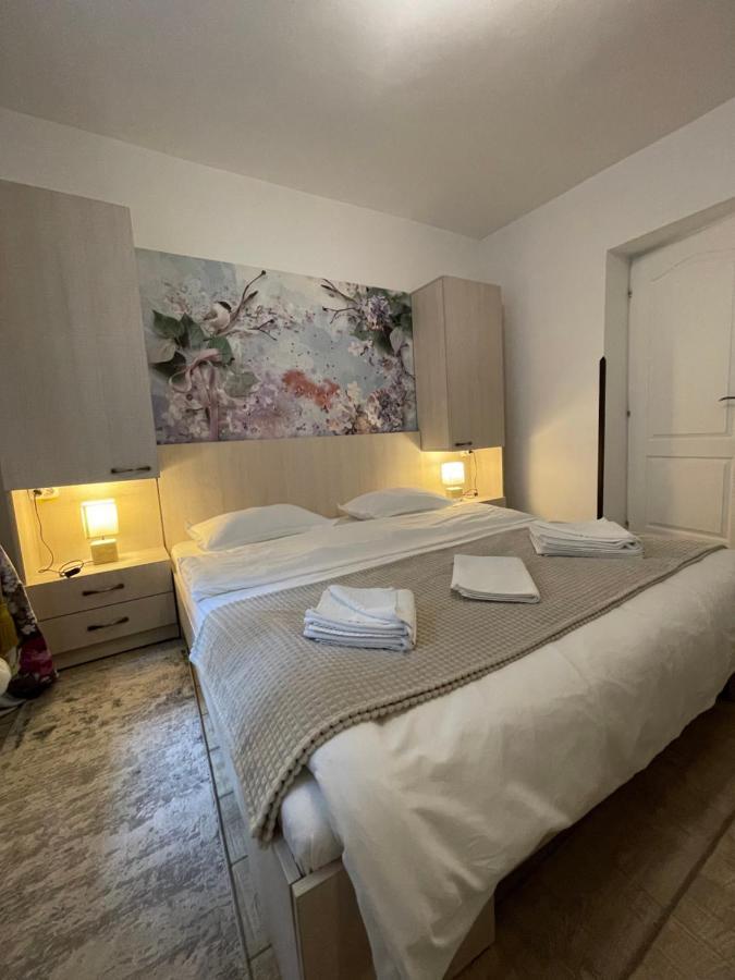 Casa Flandria Hotel Синая Екстериор снимка