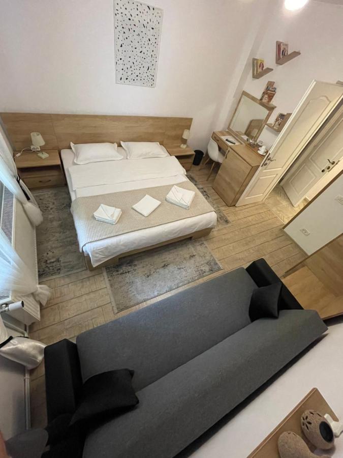 Casa Flandria Hotel Синая Екстериор снимка